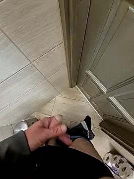 kisbiro77777 online show from 30, 9, 2025