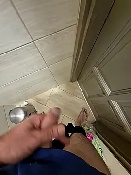 kisbiro77777 online show from 21, 9, 2025