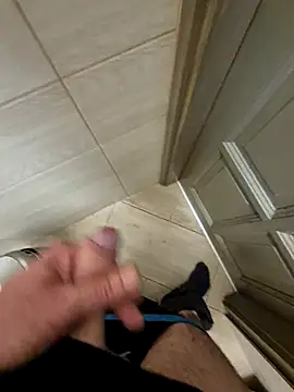 kisbiro77777 online show from 5, 10, 2025