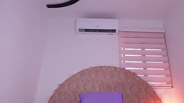 anisha x online show from 2, 12, 2025