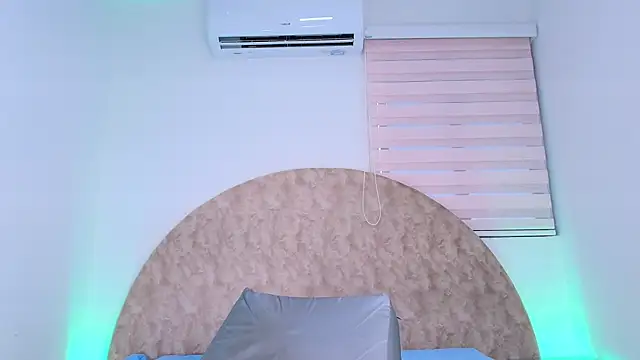 Snapshot of anisha_x chatting on 24, 6, 2026 anisha x online show from 24, 6, 2026