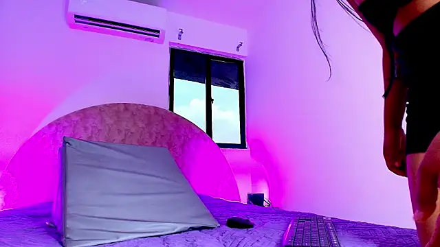 anisha x online show from 15, 11, 2025