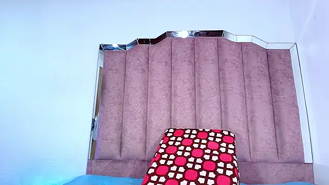 anisha x online show from 18, 10, 2025