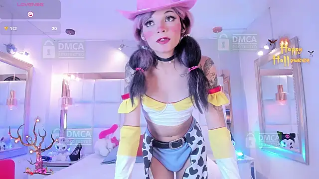 Snapshot of Palmer-Foster chatting on 18, 10, 2025 Palmer-Foster online show from 18, 10, 2025