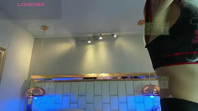 Snapshot of Palmer-Foster chatting on 22, 11, 2025 Palmer-Foster online show from 22, 11, 2025