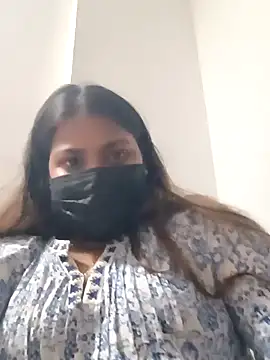 Snapshot of Hotmilfxox chatting on 5, 1, 2025 Hotmilfxox online show from 5, 1, 2025