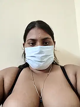 Snapshot of Hotmilfxox chatting on 11, 4, 2026 Hotmilfxox online show from 11, 4, 2026