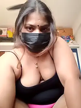 Snapshot of Hotmilfxox chatting on 4, 1, 2025 Hotmilfxox online show from 4, 1, 2025