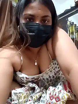 Snapshot of Hotmilfxox chatting on 6, 1, 2025 Hotmilfxox online show from 6, 1, 2025