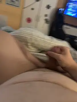 itzznick2005 online show from 6, 2, 2025