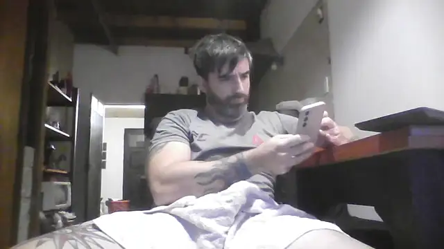 ozzypsico13 online show from 22, 5, 2026