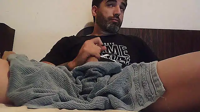 ozzypsico13 online show from 21, 9, 2025