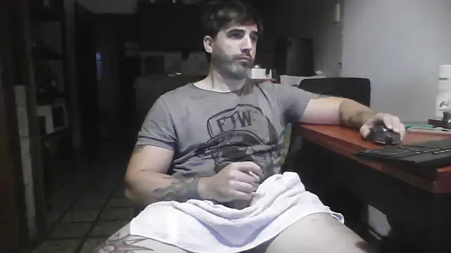 ozzypsico13 online show from 16, 4, 2026