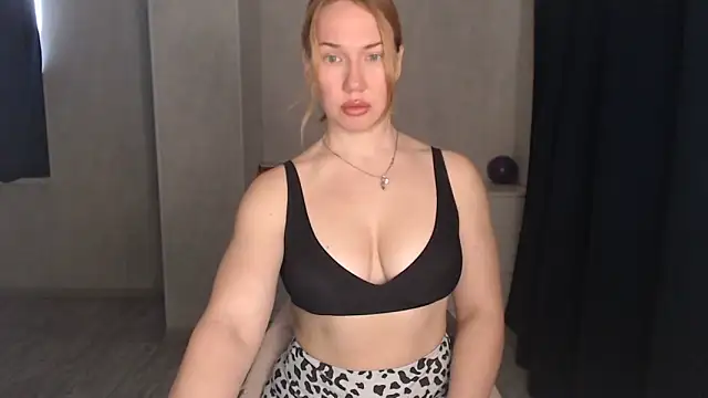 Magic Mary ass online show from 15, 4, 2026