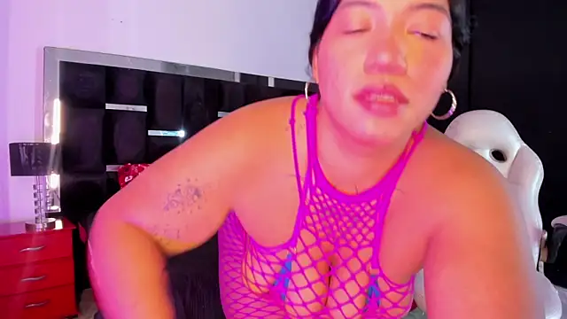 Tasha Sant online show from 6, 11, 2025