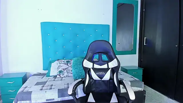 Tasha Sant online show from 12, 9, 2025