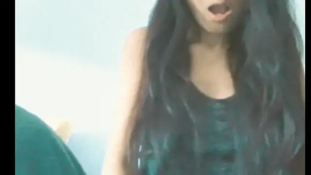 Snapshot of melaniy chatting on 5, 11, 2025 melaniy online show from 5, 11, 2025