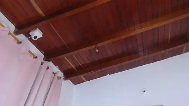 Amara Red online show from 3, 2, 2026