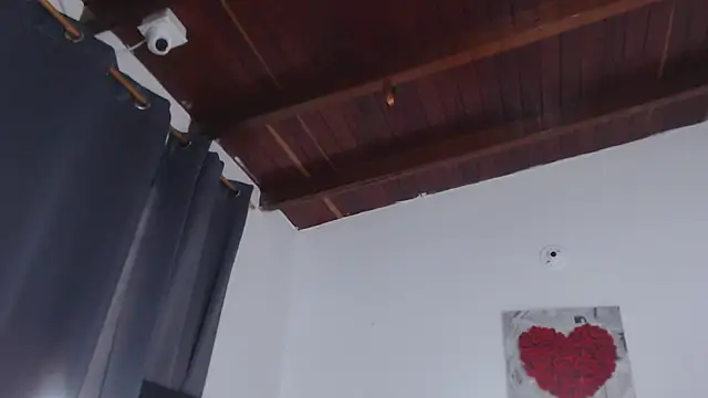 Amara Red online show from 13, 10, 2025