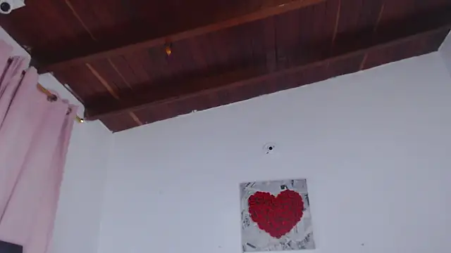 Amara Red online show from 28, 10, 2025