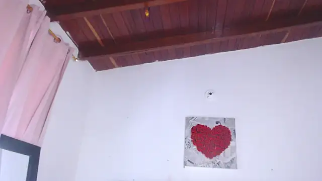 Amara Red online show from 7, 11, 2025