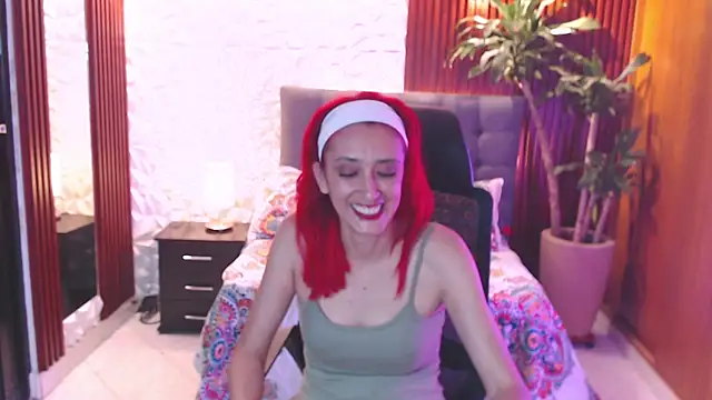 Ruby Your Milf online show from 15, 2, 2025