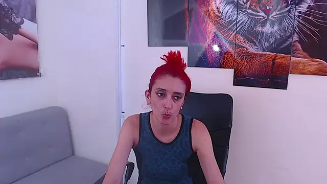 Ruby Your Milf online show from 18, 2, 2025