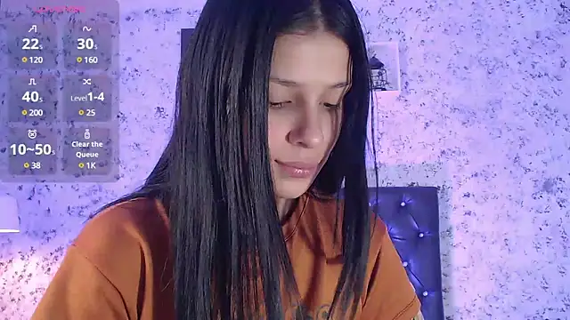 Snapshot of Zoee_babygirl chatting on 6, 3, 2025 Zoee babygirl online show from 6, 3, 2025