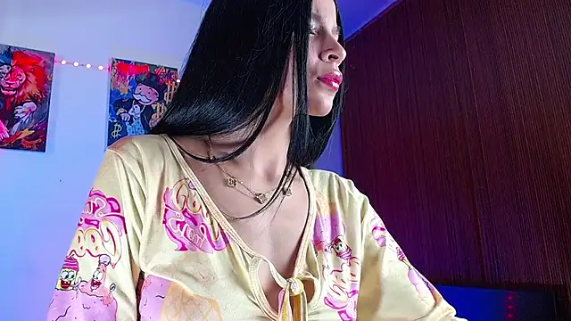 Snapshot of Zoee_babygirl chatting on 5, 1, 2026 Zoee babygirl online show from 5, 1, 2026