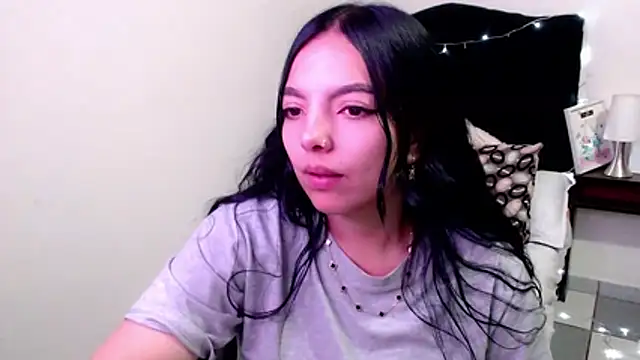 Snapshot of loren_tits24 chatting on 21, 6, 2026 loren tits24 online show from 21, 6, 2026