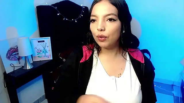 Snapshot of loren_tits24 chatting on 9, 7, 2026 loren tits24 online show from 9, 7, 2026
