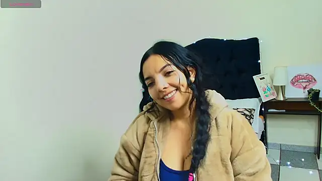 Snapshot of loren_tits24 chatting on 25, 5, 2026 loren tits24 online show from 25, 5, 2026