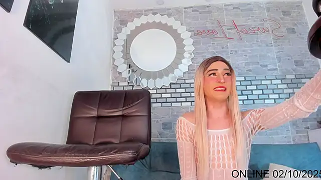 MystiqueTs online show from 2, 10, 2025