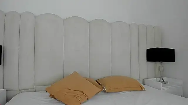 AnnyCherry  online show from 9, 5, 2026