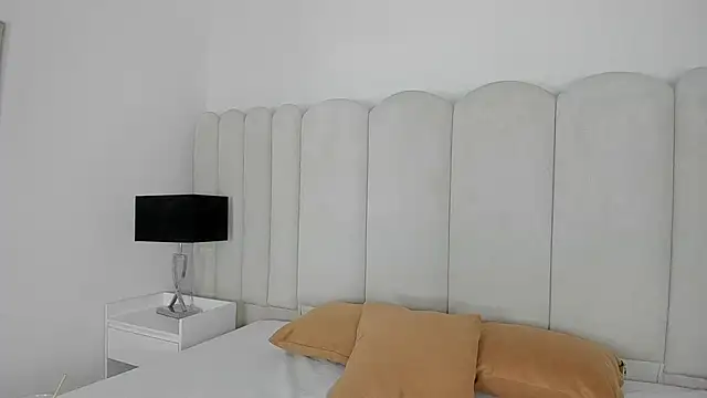 AnnyCherry  online show from 15, 5, 2026