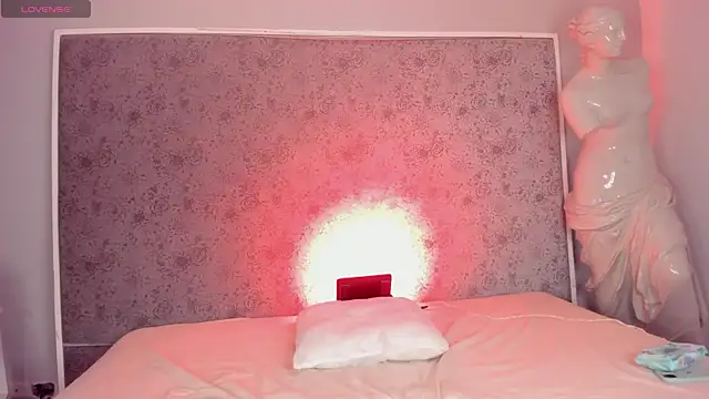 Ari sunshine  online show from 23, 9, 2025