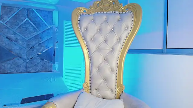 Ari sunshine  online show from 31, 10, 2025