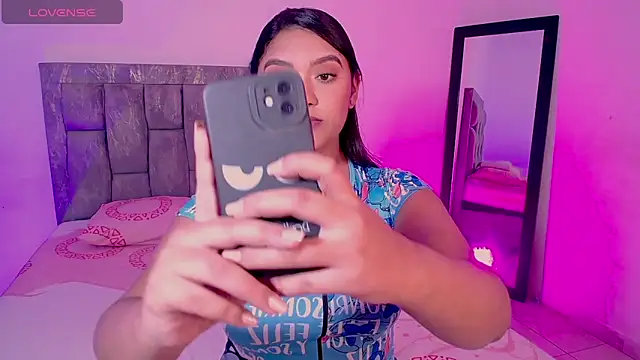 Snapshot of DIANEE_01 chatting on 15, 2, 2026 DIANEE 01 online show from 15, 2, 2026