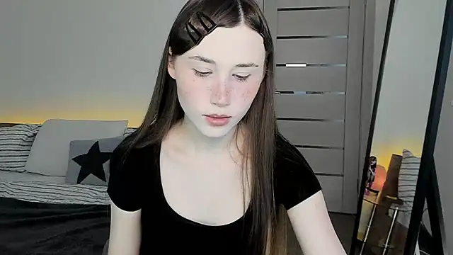 Stella Sunny online show from 22, 5, 2026