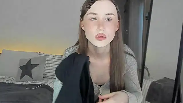 Stella Sunny online show from 24, 5, 2026