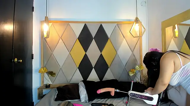 SamanthaFerrer  online show from 6, 3, 2025