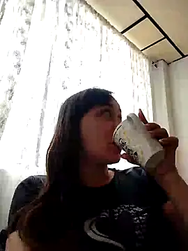 natalie cowens online show from 7, 10, 2025