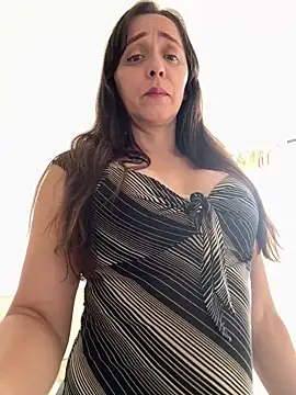 natalie cowens online show from 17, 5, 2026
