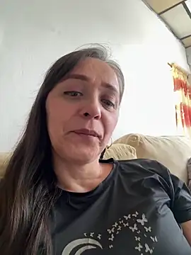 Snapshot of natalie_cowens chatting on 20, 6, 2026 natalie cowens online show from 20, 6, 2026