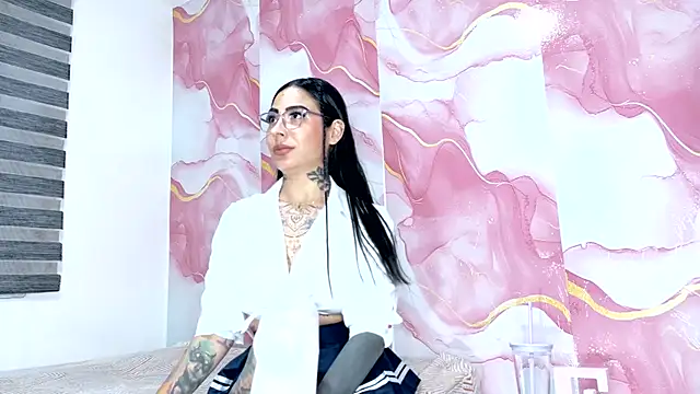 EmiliMontero online show from 28, 5, 2026