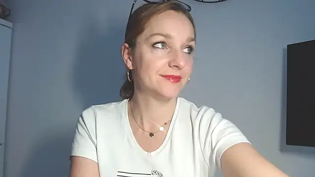 AliciaDesire online show from 18, 2, 2026