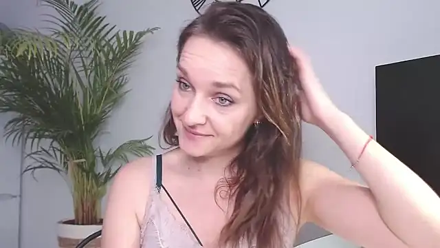 AliciaDesire online show from 27, 1, 2025