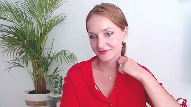 AliciaDesire online show from 15, 9, 2025