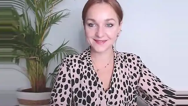 AliciaDesire online show from 13, 11, 2025