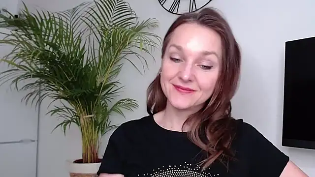 AliciaDesire online show from 10, 2, 2025